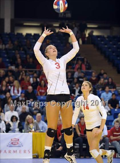 Thumbnail 2 in Cathedral Catholic vs. Campolindo (CIF State D3 Final) photogallery.