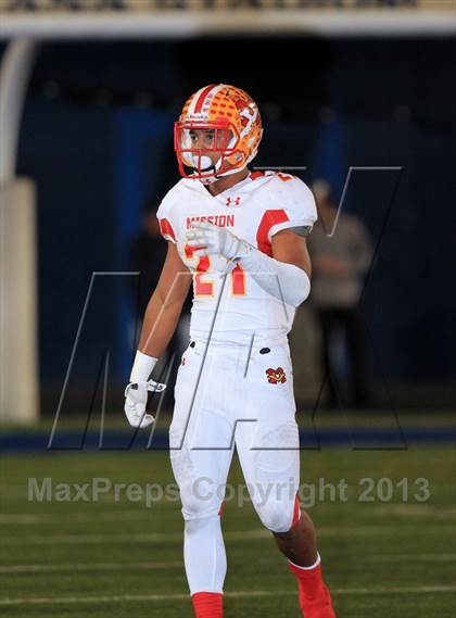 Thumbnail 2 in Mater Dei v Mission Viejo (CIF SS Playoff) photogallery.