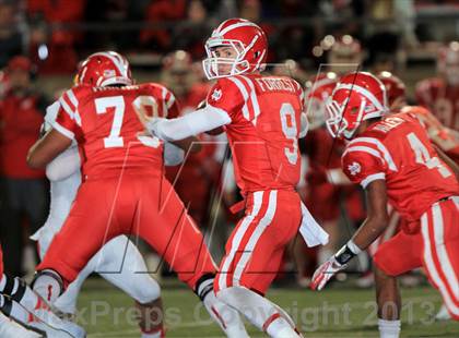 Thumbnail 1 in Mater Dei v Mission Viejo (CIF SS Playoff) photogallery.