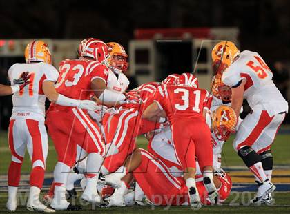 Thumbnail 3 in Mater Dei v Mission Viejo (CIF SS Playoff) photogallery.