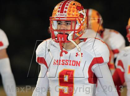 Thumbnail 3 in Mater Dei v Mission Viejo (CIF SS Playoff) photogallery.