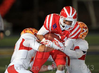 Thumbnail 3 in Mater Dei v Mission Viejo (CIF SS Playoff) photogallery.