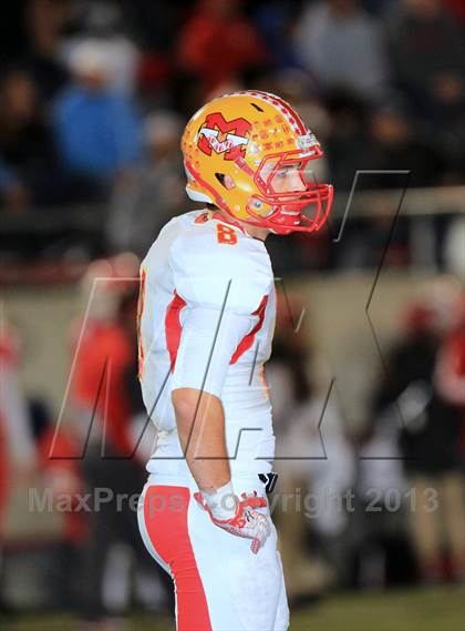Thumbnail 3 in Mater Dei v Mission Viejo (CIF SS Playoff) photogallery.