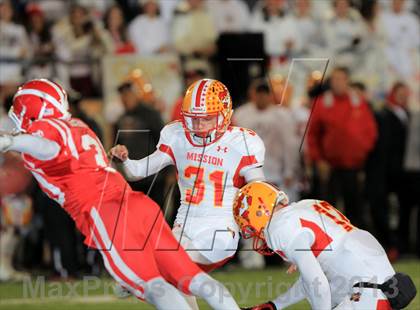 Thumbnail 3 in Mater Dei v Mission Viejo (CIF SS Playoff) photogallery.