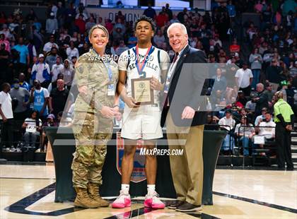 Thumbnail 3 in Farmville Central vs Reidsville (NCHSAA 2A Final Awards) photogallery.