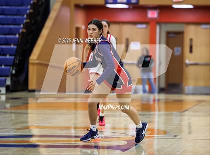 Thumbnail 3 in Brentwood School vs. Coronado (Las Vegas Thanksgiving Showcase) photogallery.