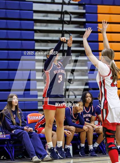 Thumbnail 1 in Brentwood School vs. Coronado (Las Vegas Thanksgiving Showcase) photogallery.