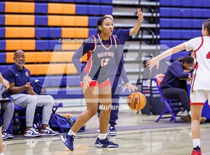 Thumbnail 2 in Brentwood School vs. Coronado (Las Vegas Thanksgiving Showcase) photogallery.