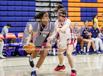 Thumbnail 3 in Brentwood School vs. Coronado (Las Vegas Thanksgiving Showcase) photogallery.