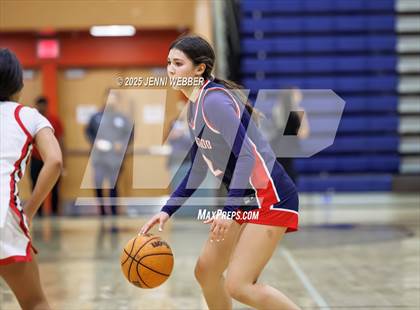Thumbnail 2 in Brentwood School vs. Coronado (Las Vegas Thanksgiving Showcase) photogallery.