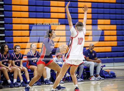 Thumbnail 1 in Brentwood School vs. Coronado (Las Vegas Thanksgiving Showcase) photogallery.