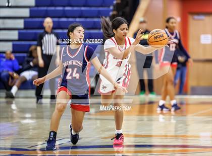 Thumbnail 2 in Brentwood School vs. Coronado (Las Vegas Thanksgiving Showcase) photogallery.