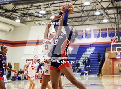 Thumbnail 2 in Brentwood School vs. Coronado (Las Vegas Thanksgiving Showcase) photogallery.