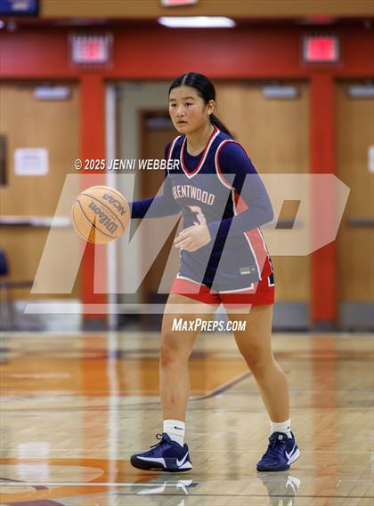 Thumbnail 3 in Brentwood School vs. Coronado (Las Vegas Thanksgiving Showcase) photogallery.