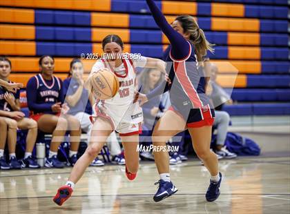 Thumbnail 2 in Brentwood School vs. Coronado (Las Vegas Thanksgiving Showcase) photogallery.