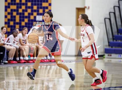 Thumbnail 3 in Brentwood School vs. Coronado (Las Vegas Thanksgiving Showcase) photogallery.