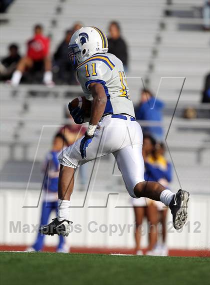 Thumbnail 1 in Frisco vs. Samuell (UIL 4A Division 1 Area Playoff) photogallery.