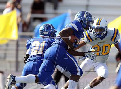 Thumbnail 3 in Frisco vs. Samuell (UIL 4A Division 1 Area Playoff) photogallery.