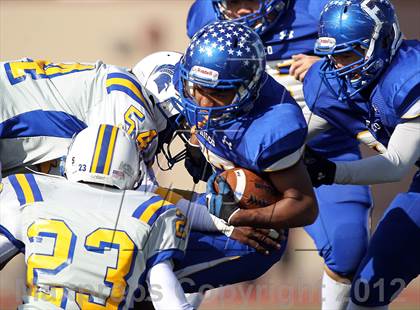 Thumbnail 1 in Frisco vs. Samuell (UIL 4A Division 1 Area Playoff) photogallery.