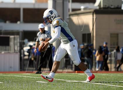 Thumbnail 2 in Frisco vs. Samuell (UIL 4A Division 1 Area Playoff) photogallery.