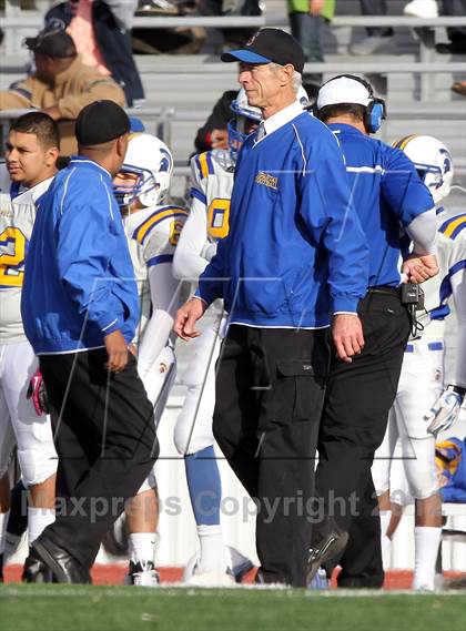 Thumbnail 2 in Frisco vs. Samuell (UIL 4A Division 1 Area Playoff) photogallery.