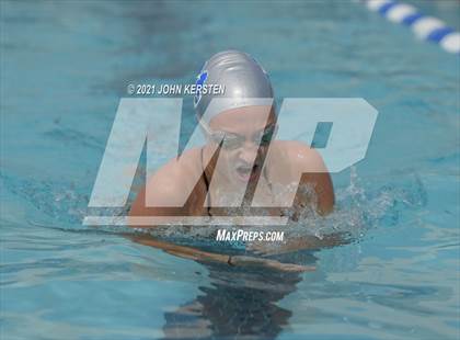 Thumbnail 2 in Tarpon Invitational photogallery.