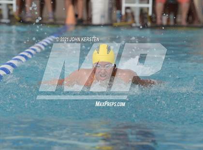 Thumbnail 2 in Tarpon Invitational photogallery.