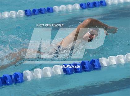 Thumbnail 1 in Tarpon Invitational photogallery.