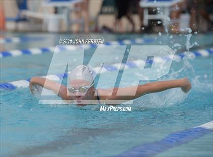 Thumbnail 3 in Tarpon Invitational photogallery.