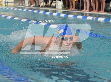 Thumbnail 2 in Tarpon Invitational photogallery.