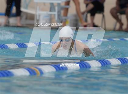 Thumbnail 2 in Tarpon Invitational photogallery.