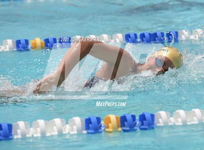 Thumbnail 3 in Tarpon Invitational photogallery.