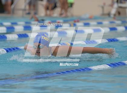 Thumbnail 2 in Tarpon Invitational photogallery.
