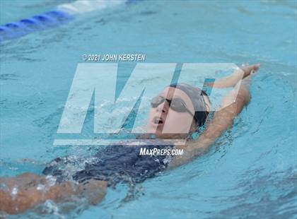 Thumbnail 1 in Tarpon Invitational photogallery.