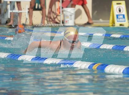 Thumbnail 2 in Tarpon Invitational photogallery.