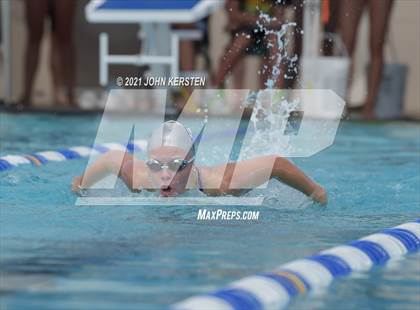 Thumbnail 2 in Tarpon Invitational photogallery.