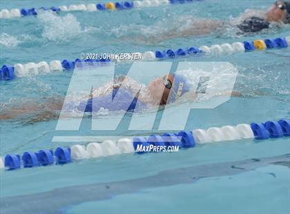 Thumbnail 2 in Tarpon Invitational photogallery.