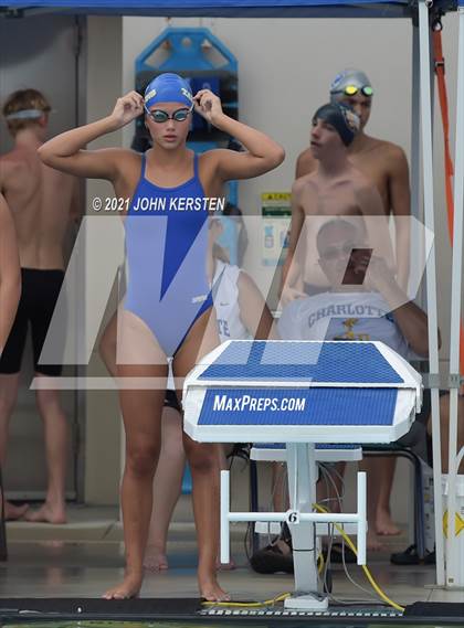 Thumbnail 1 in Tarpon Invitational photogallery.