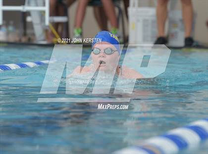 Thumbnail 1 in Tarpon Invitational photogallery.