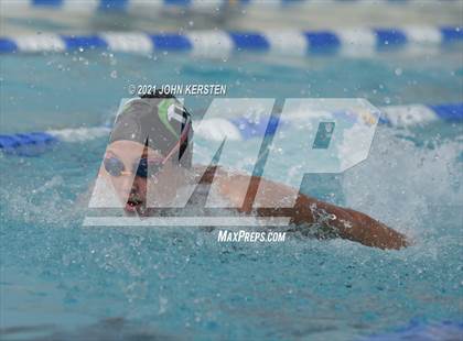 Thumbnail 2 in Tarpon Invitational photogallery.