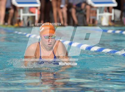Thumbnail 2 in Tarpon Invitational photogallery.