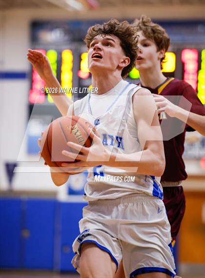 Thumbnail 2 in FR: Cooper vs Covington Catholic photogallery.
