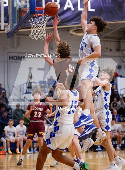 Thumbnail 3 in FR: Cooper vs Covington Catholic photogallery.