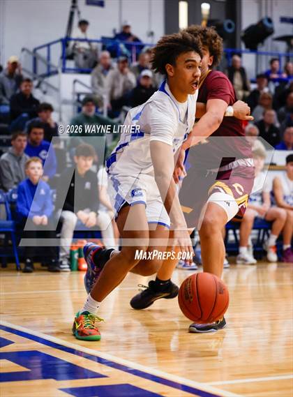Thumbnail 2 in FR: Cooper vs Covington Catholic photogallery.