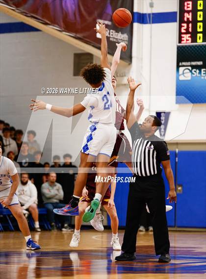 Thumbnail 2 in FR: Cooper vs Covington Catholic photogallery.