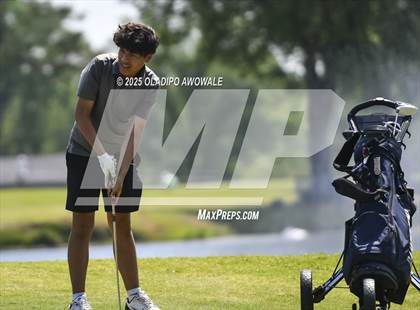 Thumbnail 2 in UIL 4A Golf (Region II Regionals) photogallery.