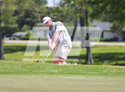 Thumbnail 1 in UIL 4A Golf (Region II Regionals) photogallery.