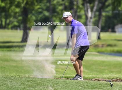 Thumbnail 3 in UIL 4A Golf (Region II Regionals) photogallery.