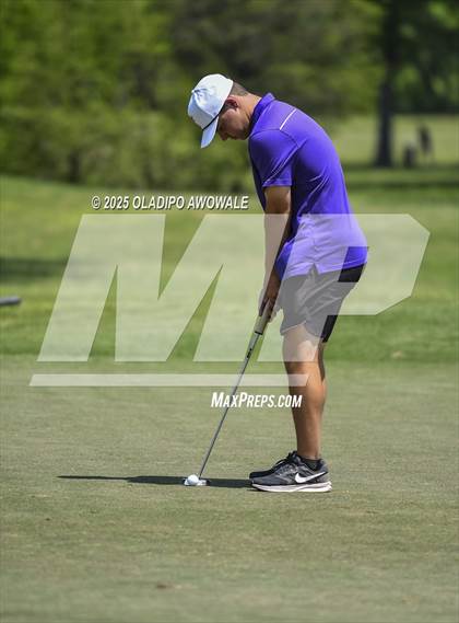 Thumbnail 3 in UIL 4A Golf (Region II Regionals) photogallery.