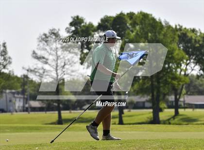 Thumbnail 1 in UIL 4A Golf (Region II Regionals) photogallery.